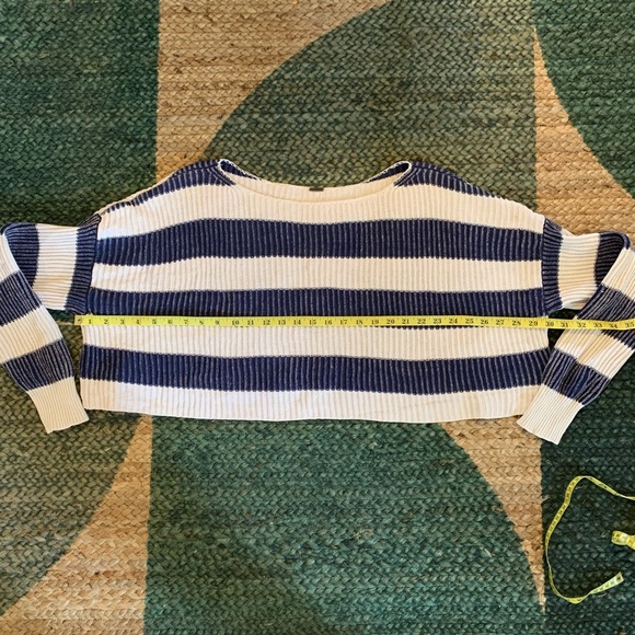 Free People Sweater - Picture 5 of 8